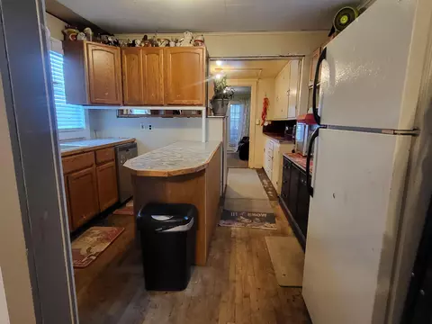 Kitchen - 305 State Street Grayling Mi 49738 St, Grayling, MI 49738 photo 2 of 10