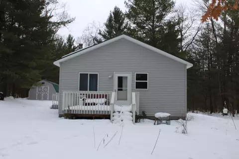 87 Massie Dr, Mio, MI 48647