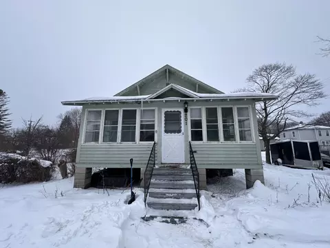 201 W Bosley St, Alpena, MI 49707