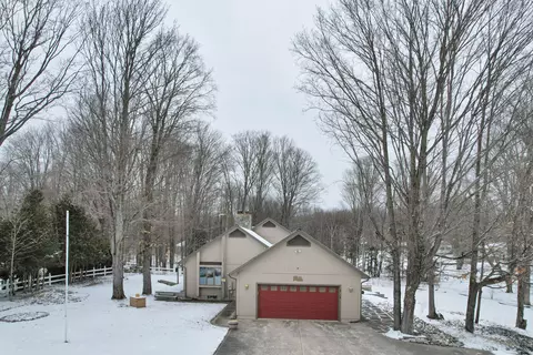 2635 Manorwood Drive Gaylord Mi 49735 Dr, Gaylord, MI 49735