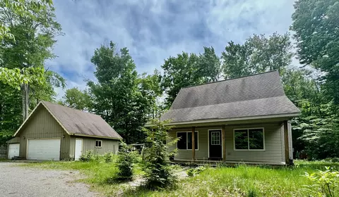 4424 W Vail Ln, Gaylord, MI 49735