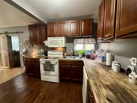 5352 Anderson Rd, Spruce, MI 48762 photo 5