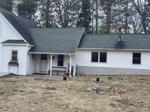 Exterior - 2416 W Maplehurst Drive Roscommon Mi 48653 Dr, Roscommon, MI 48653 photo 4 of 12