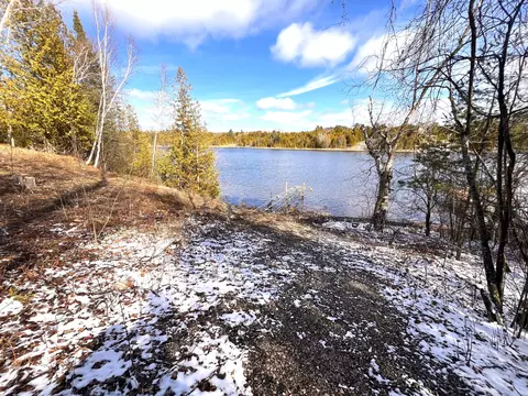 3277 Canton Dr, Cheboygan, MI 49721 photo 8