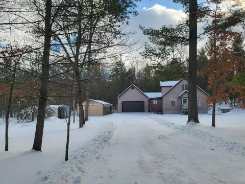 6901 S Stephan Bridge Rd, Roscommon, MI 48653