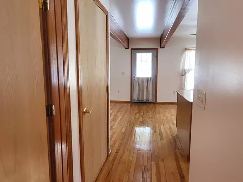 Entry Way - 6901 S Stephan Bridge Road Roscommon Mi 48653 Rd, Roscommon, MI 48653 photo 3 of 9