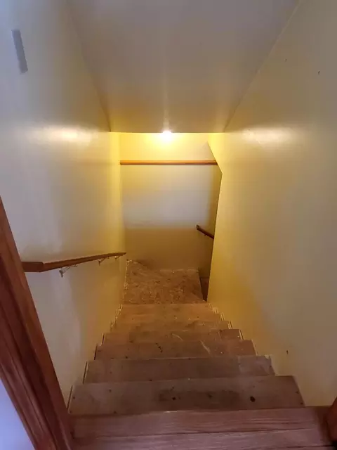 Entry Way - 6901 S Stephan Bridge Road Roscommon Mi 48653 Rd, Roscommon, MI 48653 photo 7 of 9
