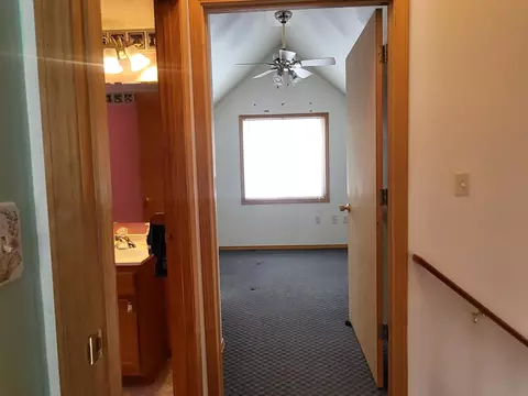 Entry Way - 6901 S Stephan Bridge Road Roscommon Mi 48653 Rd, Roscommon, MI 48653 photo 5 of 9