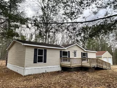 6617 Sycamore Dr, Johannesburg, MI 49751