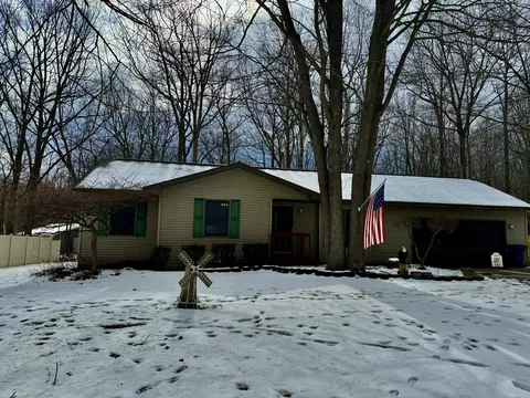 142 Broken Arrow Trail Houghton Lake Mi 48629 Trl, Houghton Lake, MI 48629