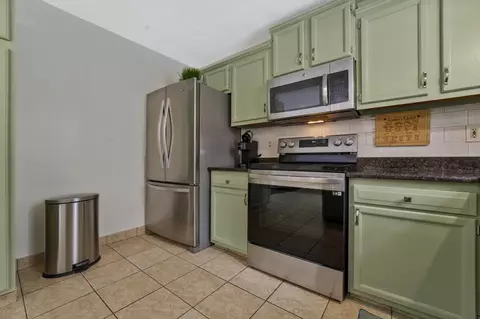 Kitchen - 403 Dante Drive Roscommon Mi 48653 Dr, Roscommon, MI 48653 photo 4 of 5