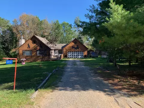 10747 Duprey Dr, Roscommon, MI 48653