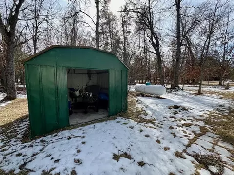Exterior - 401 Starron Rd, Roscommon, MI 48653 photo 6 of 9