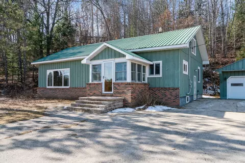 6452 Fisher Woods Road Indian River Mi 49749 Rd, Indian River, MI 49749