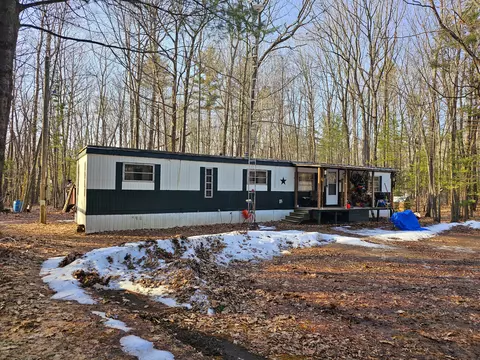 3379 S Extension Road Cheboygan Mi 49721 Rd, Cheboygan, MI 49721