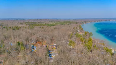 View/Area - 207 W Road Roscommon Mi 48653 Rd, Roscommon, MI 48653 photo 3 of 11