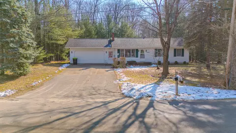 Exterior - 207 W Road Roscommon Mi 48653 Rd, Roscommon, MI 48653 photo 13 of 16