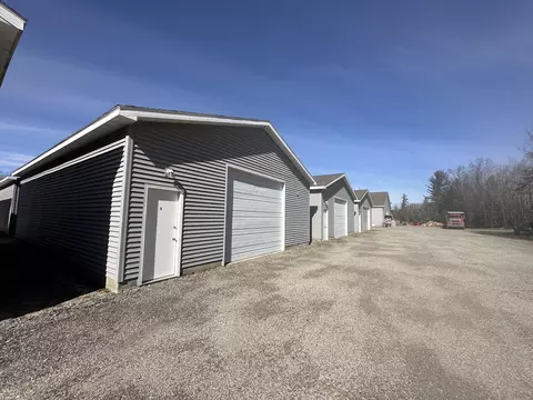 1665 Short Drive Unit Apt 5 Prudenville Mi 48651 Dr UNIT 5, Prudenville, MI 48651
