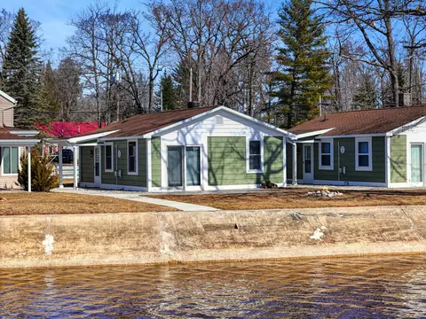 7241 E Houghton Lake Drive Unit 2 Houghton Lake Mi 48629 Dr UNIT 2, Houghton Lake, MI 48629