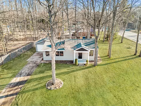 1999 Pioneer Road Gaylord Mi 49735 Rd, Gaylord, MI 49735