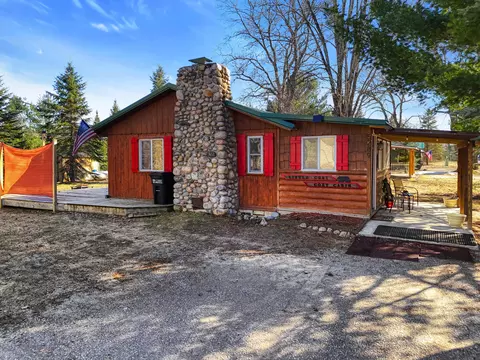 5289 Krys Road Gaylord Mi 49735 Rd, Gaylord, MI 49735