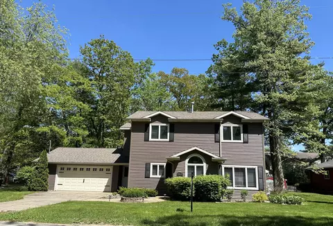 10444 W Higgins Lake Drive Roscommon Mi 48653 Dr, Roscommon, MI 48653