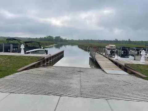 6648 Admirals Pt Dr, Alanson, MI 49706