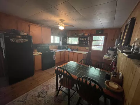Dining - 328 Eagle Avenue Roscommon Mi 48653 Ave, Roscommon, MI 48653 photo 1 of 3