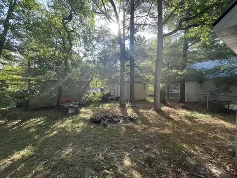 Exterior - 328 Eagle Avenue Roscommon Mi 48653 Ave, Roscommon, MI 48653 photo 2 of 4