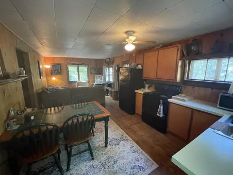 Dining - 328 Eagle Avenue Roscommon Mi 48653 Ave, Roscommon, MI 48653 photo 3 of 3
