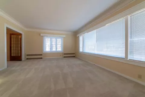 Living - 304 Young St, Cheboygan, MI 49721 photo 2 of 7