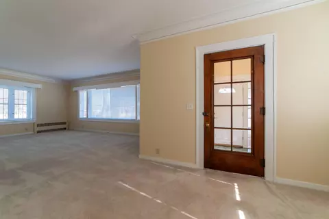 Living - 304 Young St, Cheboygan, MI 49721 photo 1 of 7