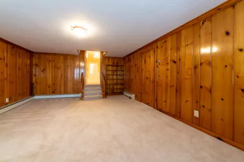 Living - 304 Young St, Cheboygan, MI 49721 photo 6 of 7