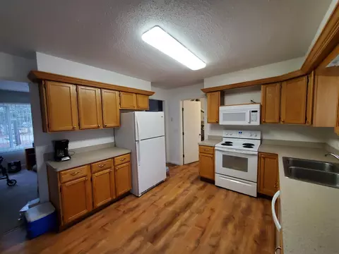 205 N Third St, Roscommon, MI 48653 photo 5