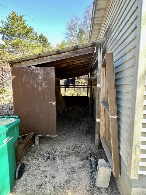 Exterior - 6858 Manistee Street Frederic Mi 49733 St, Frederic, MI 49733 photo 5 of 16