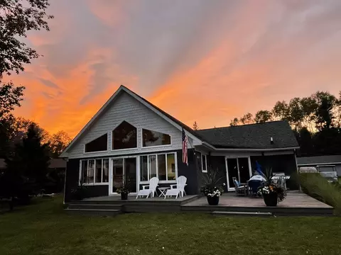 289 Beaver Shores Dr, Lachine, MI 49753