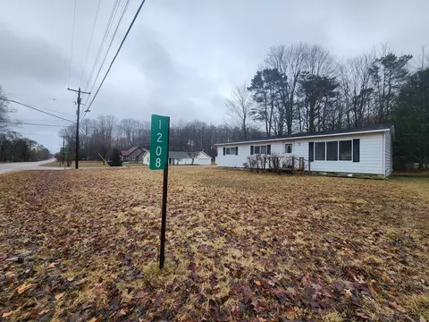 1208 N Abbe Rd, Fairview, MI 48621