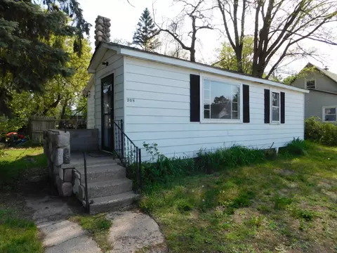 208 Chestnut Street Grayling Mi 49738 St, Grayling, MI 49738