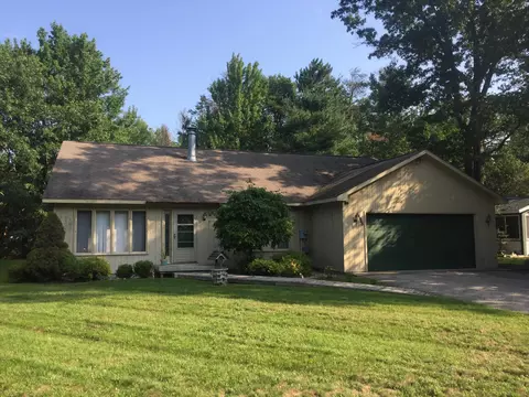 6540 Barbara Avenue Indian River Mi 49749 Ave, Indian River, MI 49749