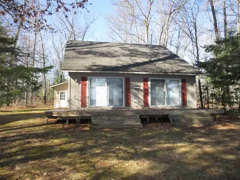 14912 Bayshore Lane Lewiston Mi 49756 Ln, Lewiston, MI 49756
