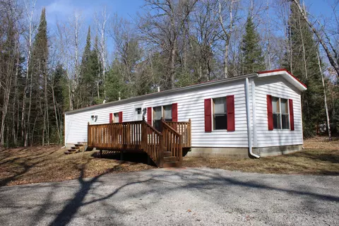 487 Foshang Dr, Mio, MI 48647