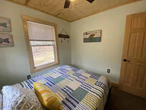 Bedroom - 219 Pingree St, Roscommon, MI 48653 photo 8 of 13