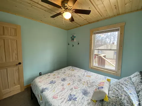 Bedroom - 219 Pingree St, Roscommon, MI 48653 photo 4 of 13