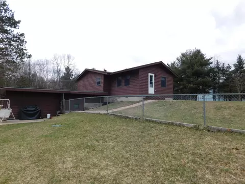 Exterior - 249 S Roberts Road Grayling Mi 49738 Rd, Grayling, MI 49738 photo 14 of 18