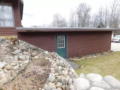 Exterior - 249 S Roberts Road Grayling Mi 49738 Rd, Grayling, MI 49738 photo 5 of 18