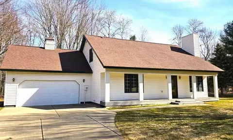 6457 Foothills Trail Gaylord Mi 49735 Trl, Gaylord, MI 49735