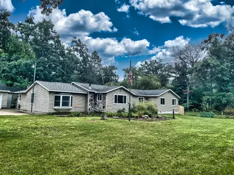 5937 S Maple Valley Road St Helen Mi 48656 Rd, Saint Helen, MI 48656