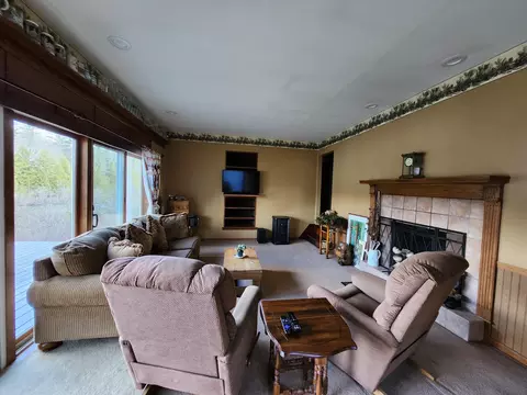 Living - 10246 Otter Street Gaylord Mi 49735 St, Gaylord, MI 49735 photo 3 of 5