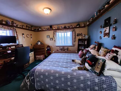 Bedroom - 10246 Otter Street Gaylord Mi 49735 St, Gaylord, MI 49735 photo 3 of 3