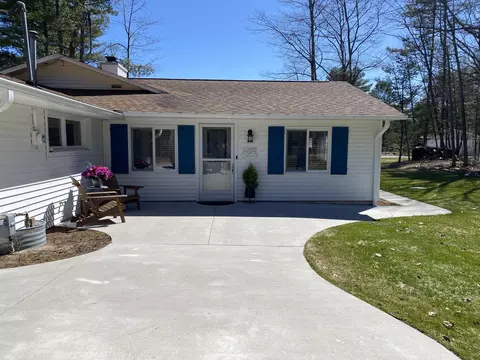 Exterior - 15315 Quiet Ln, Ocqueoc, MI 49759 photo 6 of 29